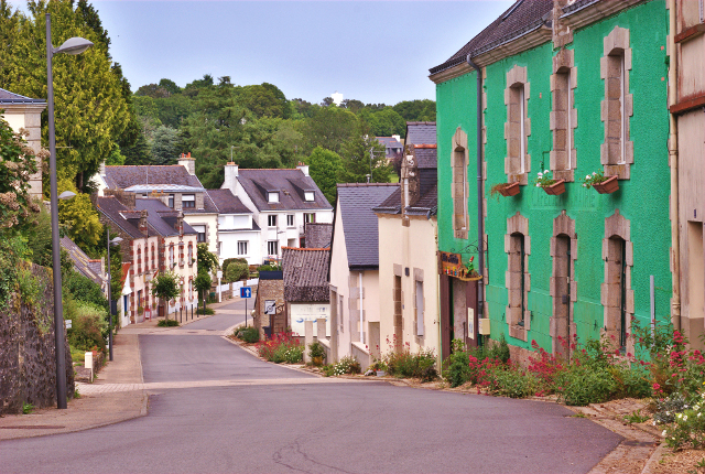 You are currently viewing Voyage dans la Sarthe et le Morbihan les 28 & 29 juin – Le devenir des territoires ruraux